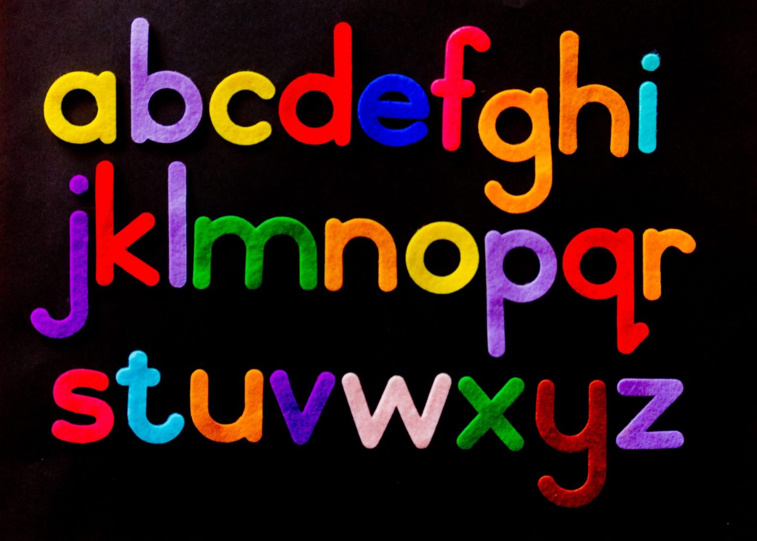 montessori-school-near-me-sandpaper-letters-learn-the-alphabet