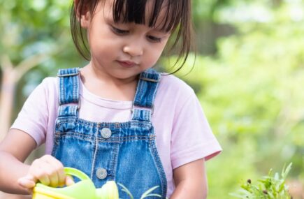 chores-preschoolers-can-do-at-home